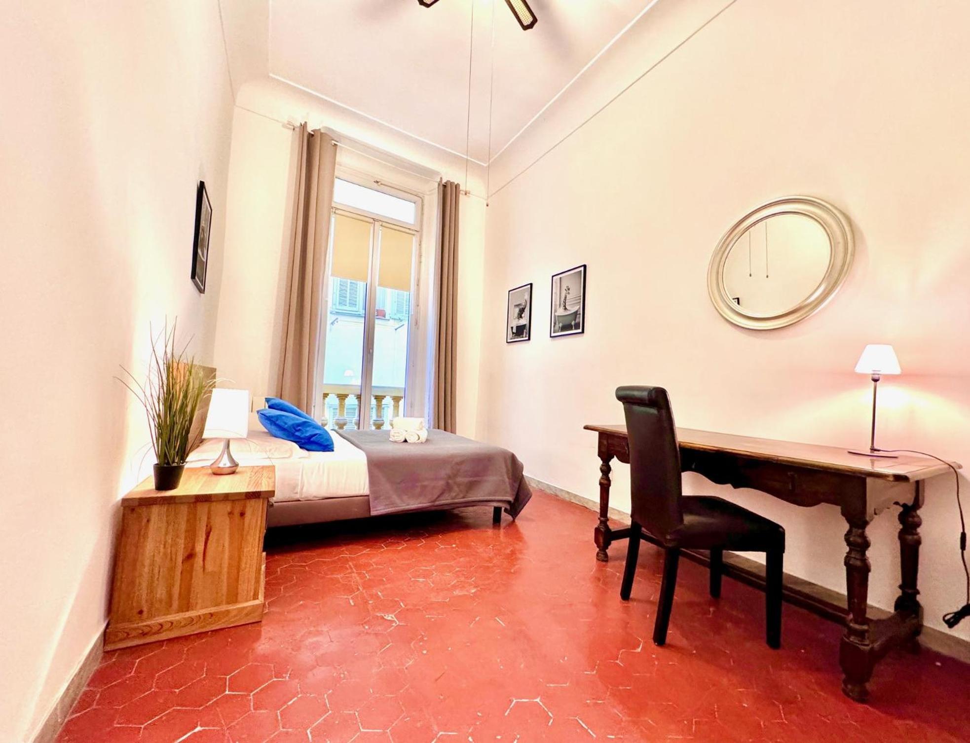 Aparthotel Riviera - Pont Vieux 2 - Old Town - Charm 2 Bedrooms Apartement Ac - 5Mn Beach Nice Exteriör bild